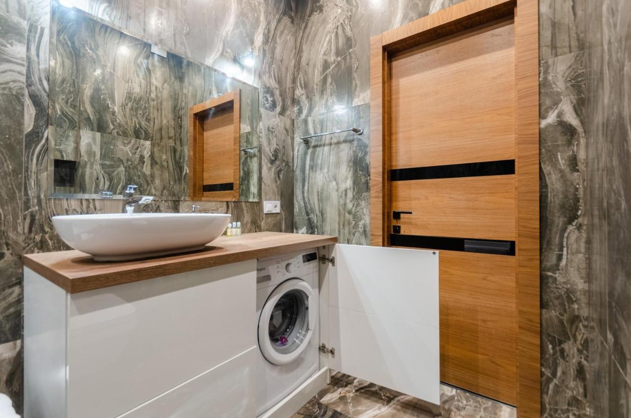 Petrovdom Apartaments 8-188 In Rc Central Park, 7 John Mccain Street Kiev Ngoại thất bức ảnh